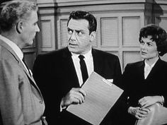 ‪Esta noche, en tv3 (21:30) Perry Mason 2x30 “El cas del canari coix”. Este fue el 1r libro que me regalaron de Perry Mason #m040887 ‬