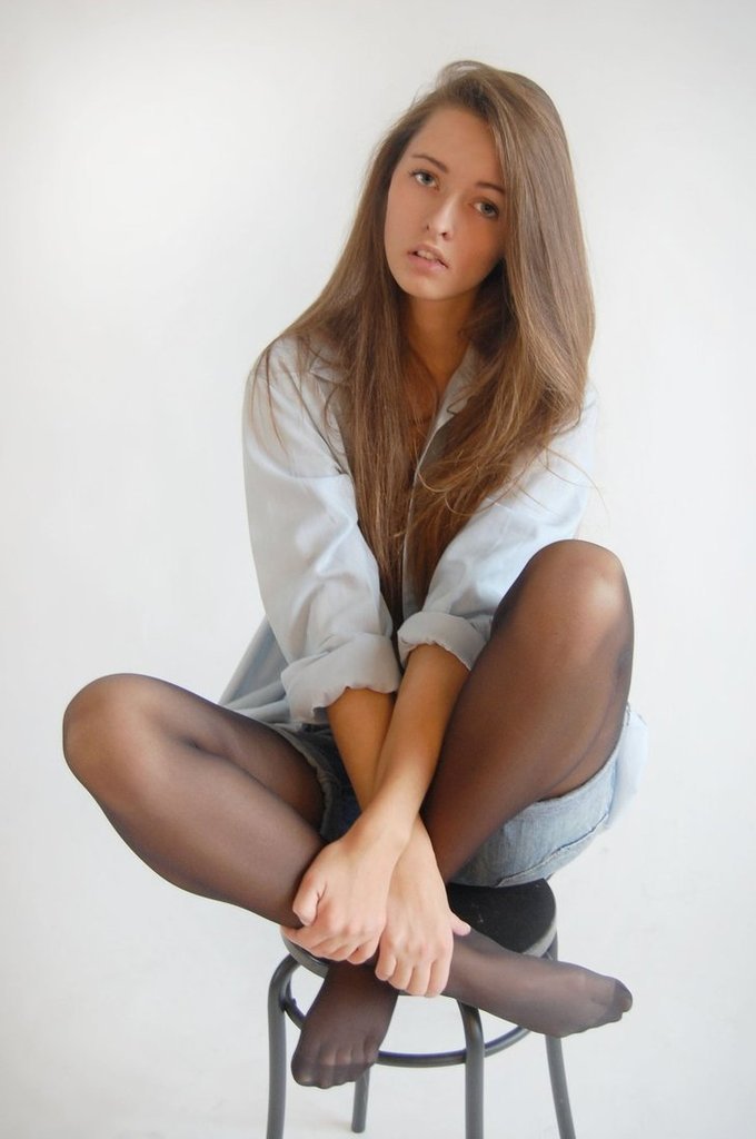In Nylons Sexy Teen 23