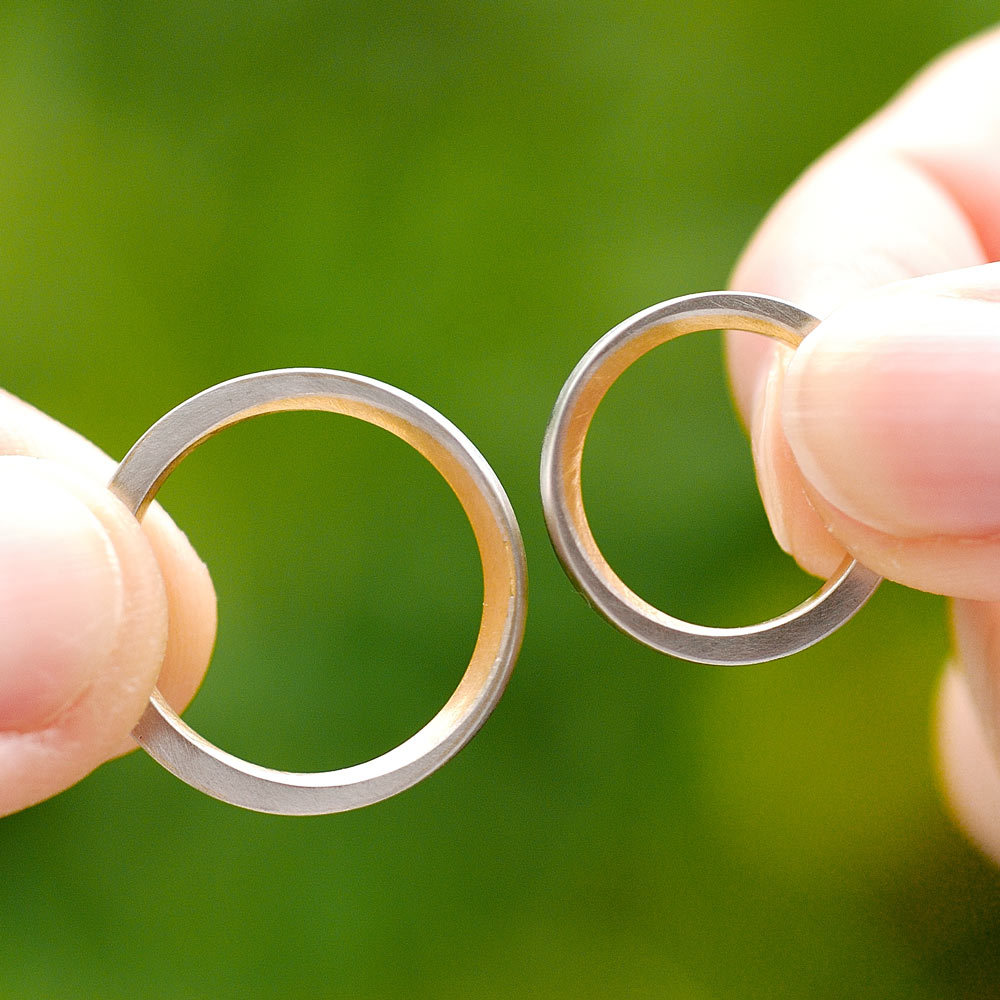 ［屋久島でつくる結婚指輪］プラチナリングにゴールドの月模様！月の指輪が出来上がりました。