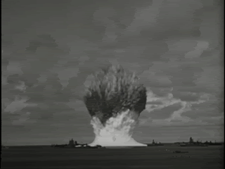 Resultado de imagem para gif atomic bomb