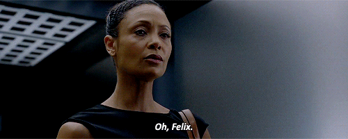 Maeve y Felix en el Season finale 1x10 de 'Westworld'