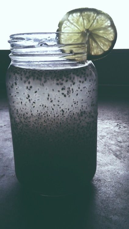 Want a little boost in energy or your water to burn a little slower so you’re not running to the bathroom all day…try making a Chia Fresco.
It is a popular drink in Mexico and runners swear by it.
Ingredients:
2 cups water or coconut water
1.5 tbsp...