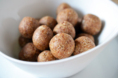 Nutless paleo balls in a bowl.