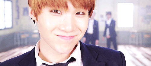 Gifs Or Pictures Of V And Suga Smiling Random Onehallyu