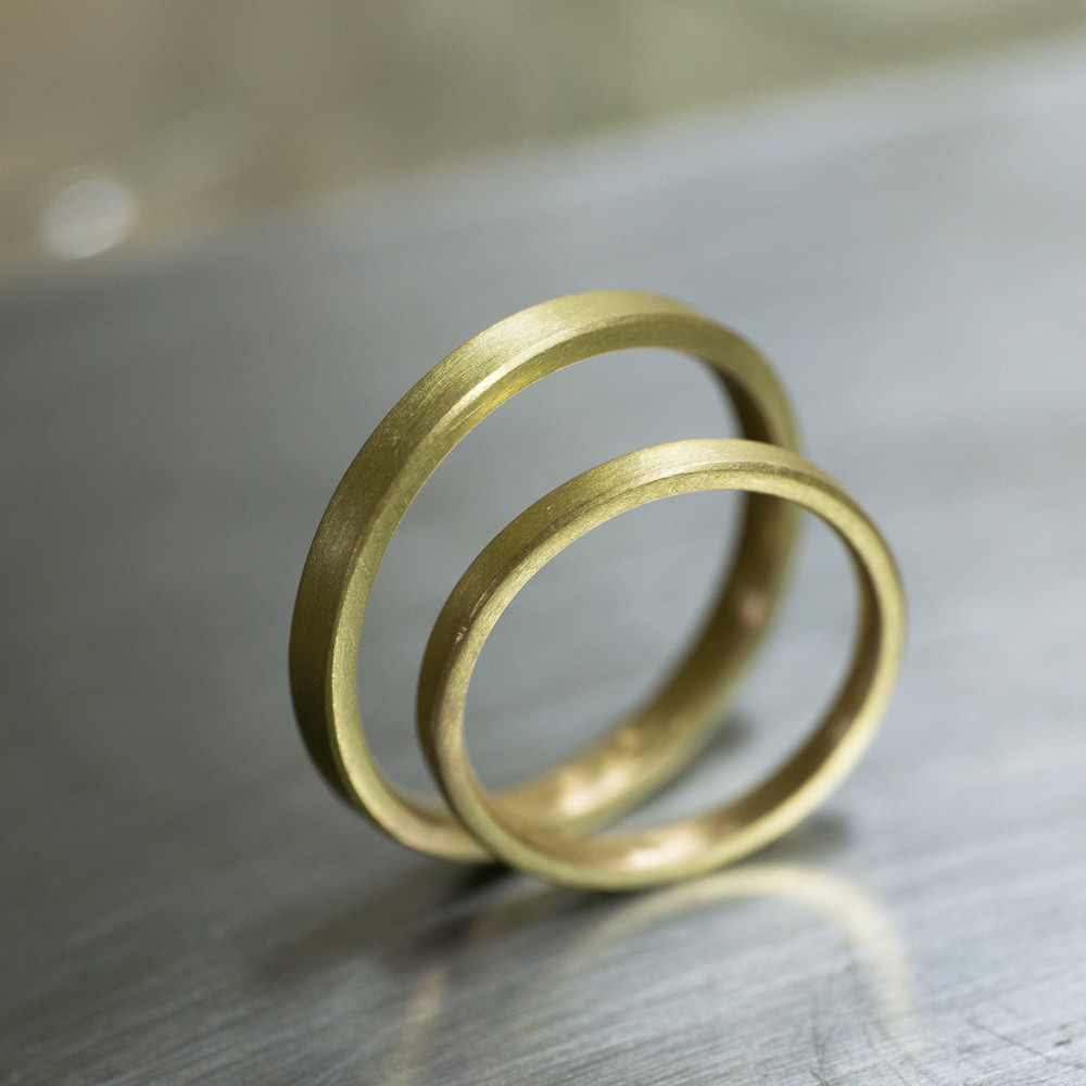 オーダーメイドのマリッジリング　クローズアップ　ゴールド　屋久島でつくる結婚指輪