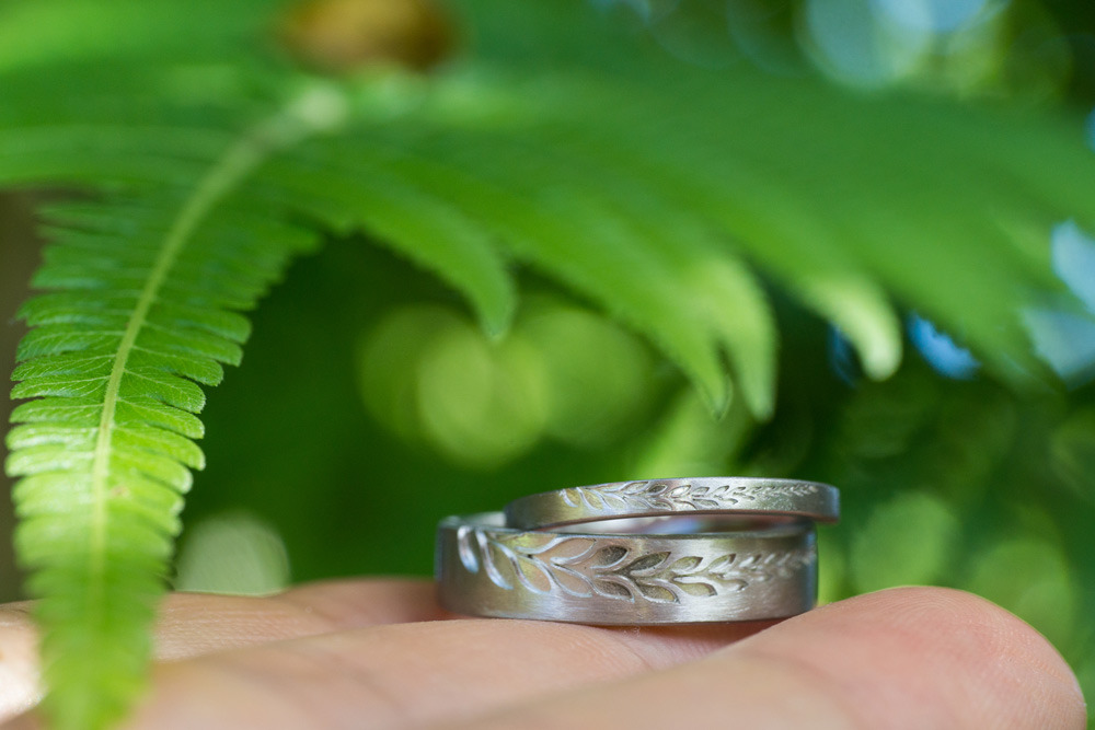 オーダーメイドマリッジリング　プラチナ、シダ模様　屋久島で作る結婚指輪
