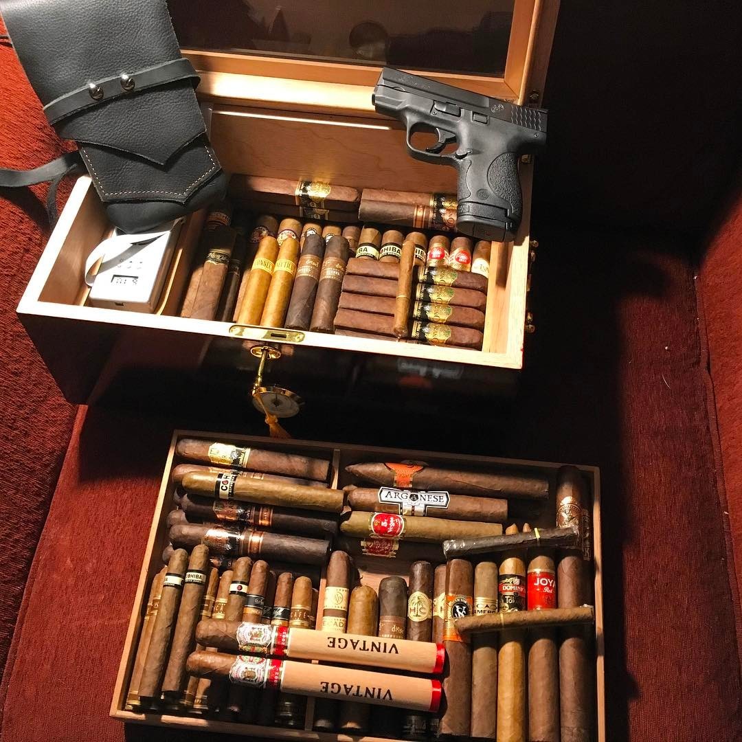 Legendary Saxon humidor. Finally got my shipment 📦 in and spent some time organizing so my friends can easily find something they like. I have a BOTL group over around the 🔥 pit weekly. It’s a pleasure to introduce some of them to this world of good...