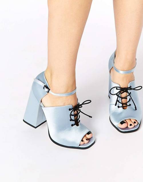 lace up block heels | Tumblr