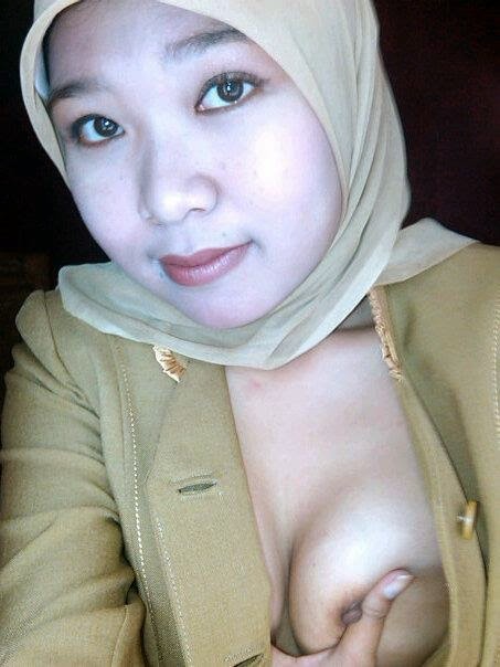 Long sex pictures Algerian hijab scandal 5, Joker sex picture on camplay.nakedgirlfuck.com