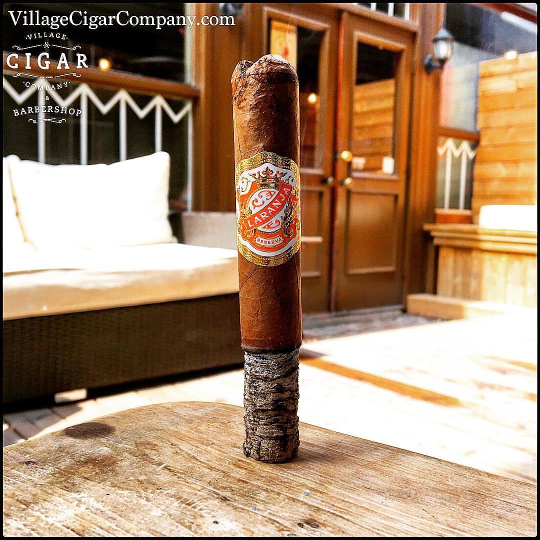 Stand and deliver!
Rolled in Espinosa’s La Zona factory, Laranja Reserva boasts a beautiful Brazilian wrapper above Nicaraguan binder and filler. This cigar has a very complex distinct flavour… HINT - Laranja, is Portuguese for orange. Medium-to-Full...