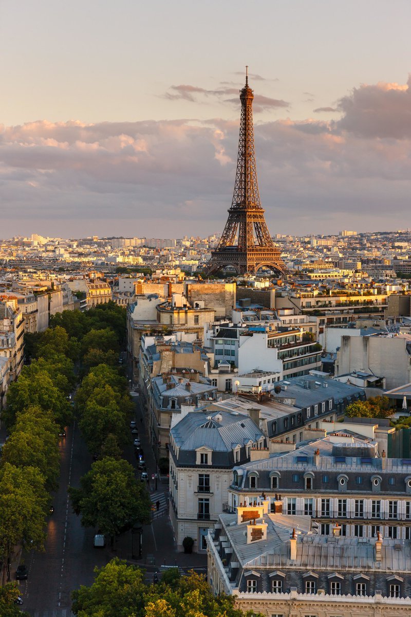 Paris. Photo Alamy.