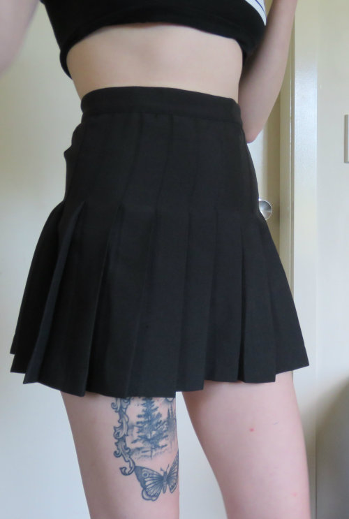 Pleated skirt on Tumblr