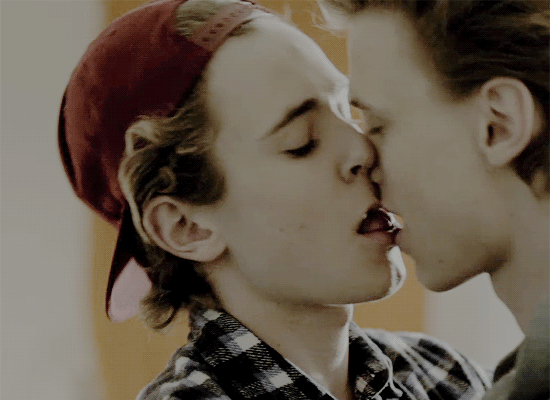 13 Times Isak And Even From Skam Made Out And Satisfied Our Thirst Popbuzz