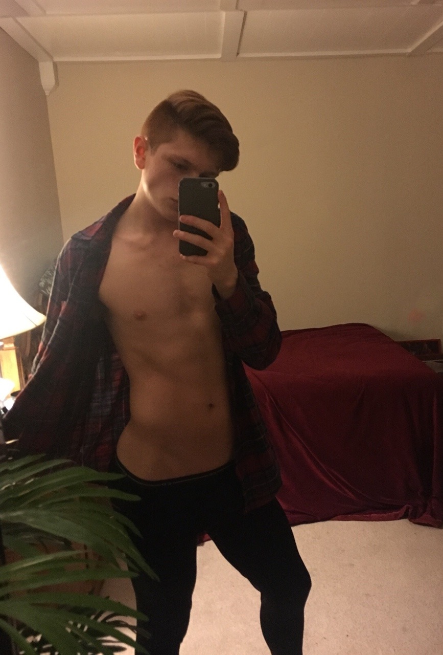 eternal-twink: “Bed time ”