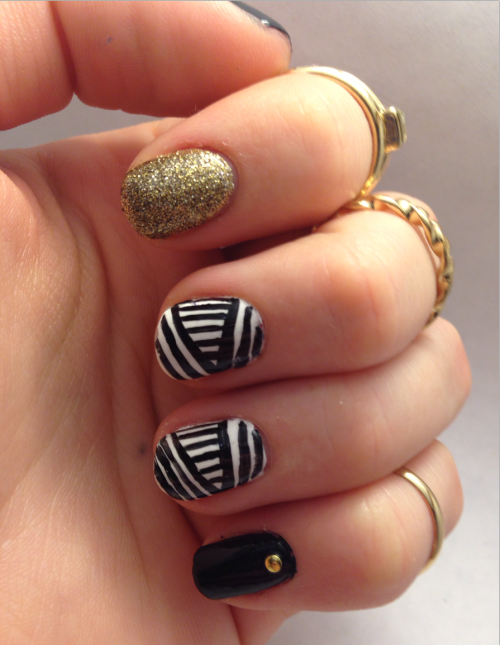 gold nail polish on Tumblr