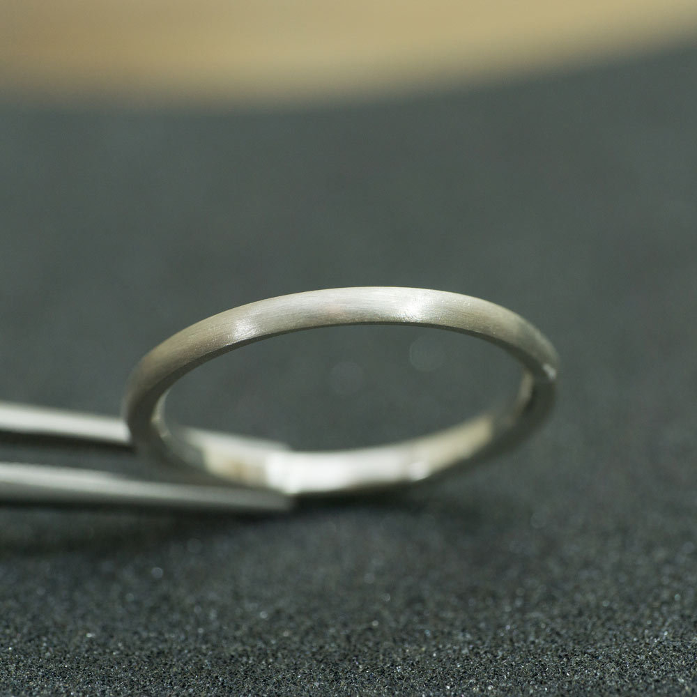 シルバーリング　角度２　マリッジリングのサンプル　屋久島でつくる結婚指輪