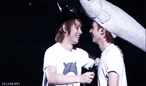Image result for heechul and eunhyuk gif