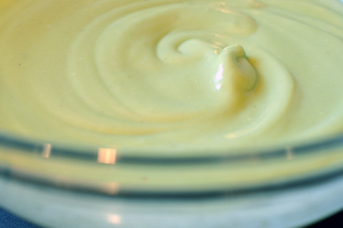 A bowl of avocado cream soup.