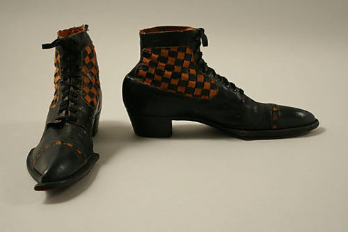vintage boots on Tumblr